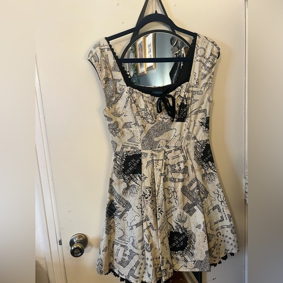 Harry Potter Marauder’s Map Dress - Picture 6 of 9